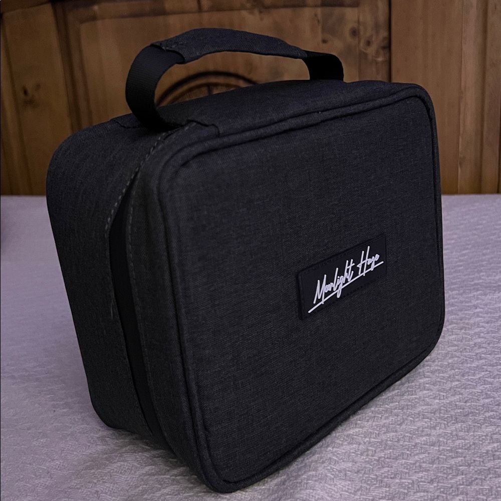 NWT ๐ฑ๐จ MOONLIGHT HAZE GRAY SMELL-PROOF STORAGE ORGANIZATION CARRY BAG w/LOCK - Picture 6 of 16